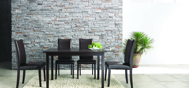Polly table and shino chair